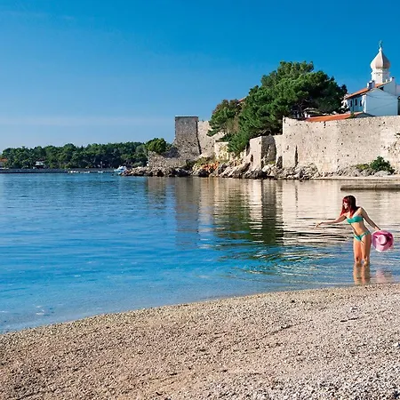 Morozin アパート