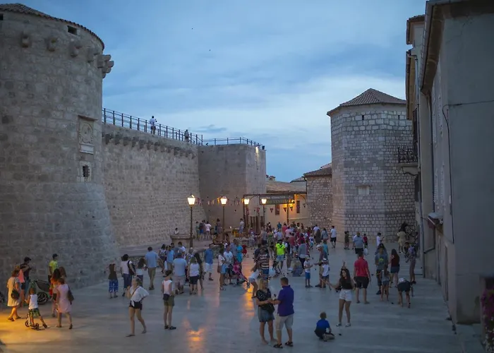 Morozin Daire Krk Town