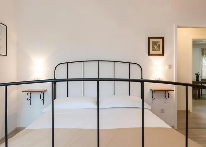 Morozin 아파트 크르크